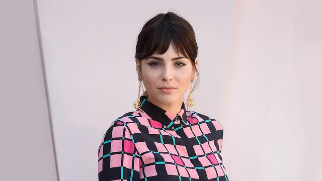 Andrea Duro - Cara - 2018