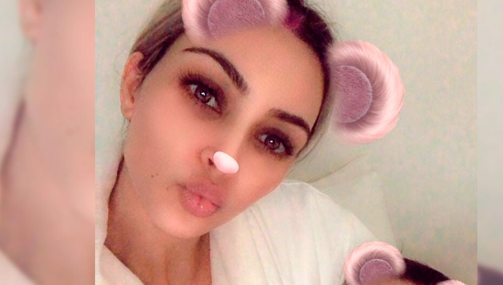 Kim Kardashian nos presenta a su bebé 'Chi'
