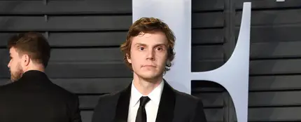 Evan Peters Evan Peters