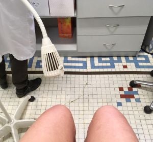 Mis piernas subida en el potro ginecológico Mis piernas subida en el potro ginecológico