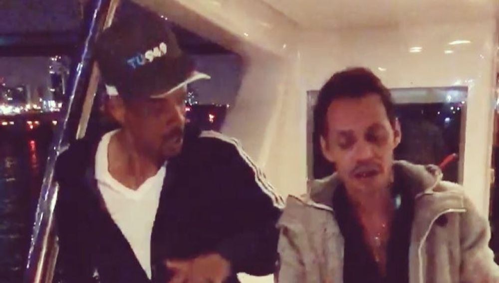 Will Smith y Marc Anthony bailando salsa