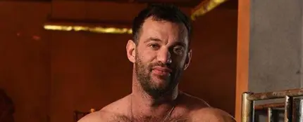 Scott Sherwood, profesor de matemáticas despedido por su pasado en la industria porno Scott Sherwood, profesor de matemáticas despedido por su pasado en la industria porno