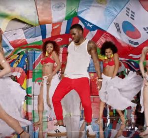 Jason Derulo en el videoclip de 'Colors' Jason Derulo en el videoclip de 'Colors'