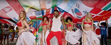 Jason Derulo en el videoclip de 'Colors' Jason Derulo en el videoclip de 'Colors'