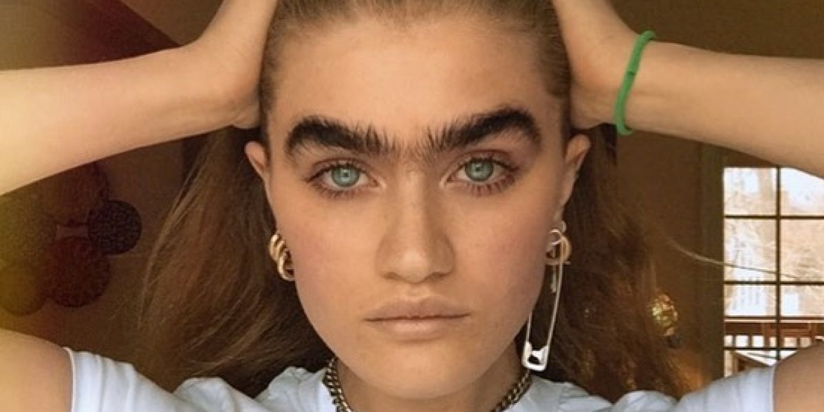 La modelo Sophia Hadjipanteli defiende el entrecejo