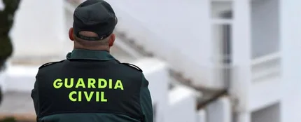 Imagen de archivo un agente de la Guardia Civil (Archivo) Imagen de archivo un agente de la Guardia Civil (Archivo)