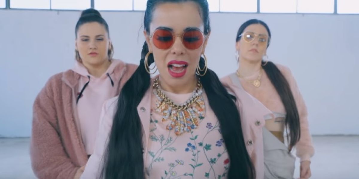 Beatriz Luengo en el videoclip de 'Caprichosa'