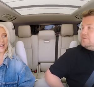 Christina Aguilera habla de su técnica vocal y un secretillo sobre Ryan Gosling con Britney Spears Christina Aguilera habla de su técnica vocal y un secretillo sobre Ryan Gosling con Britney Spears