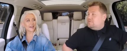 Christina Aguilera habla de su técnica vocal y un secretillo sobre Ryan Gosling con Britney Spears 