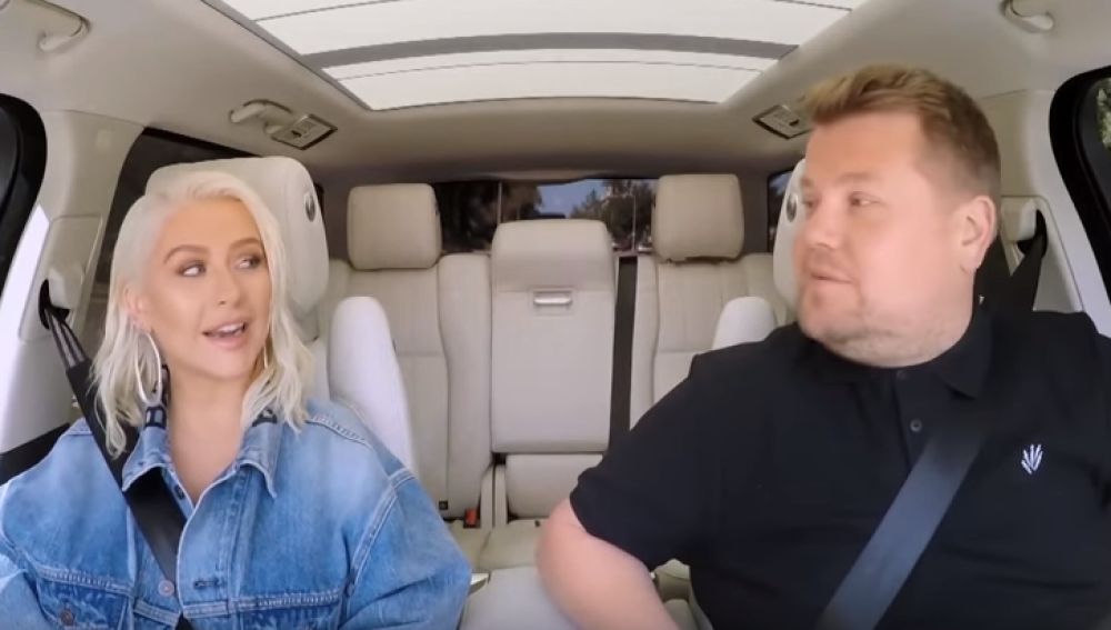 Christina Aguilera habla de su técnica vocal y un secretillo sobre Ryan Gosling con Britney Spears 