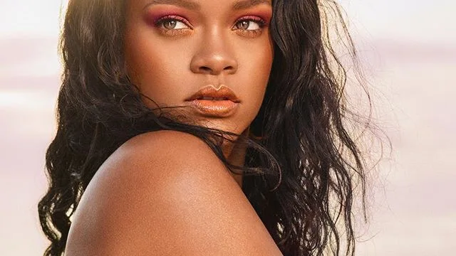 Rihanna presenta la colección de verano de 'Fenty Beauty' Rihanna presenta la colección de verano de 'Fenty Beauty'