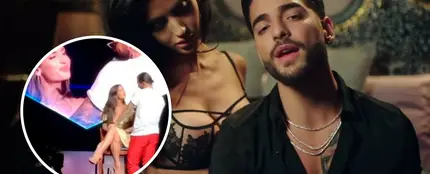 Maluma besa a su chica sobre el escenario Maluma besa a su chica sobre el escenario