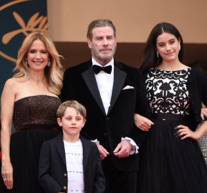 John Travolta y Kelly Preston con sus hijos en Cannes 2018 John Travolta y Kelly Preston con sus hijos en Cannes 2018