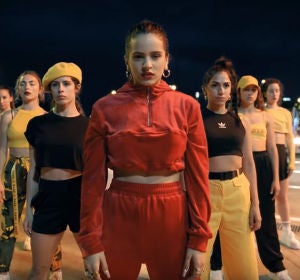 Rosalía en el videoclip de 'Malamente' Rosalía en el videoclip de 'Malamente'