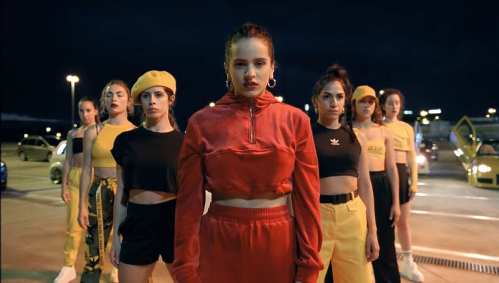 Rosalía en el videoclip de 'Malamente'