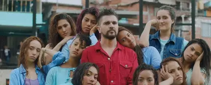 Juanes en el videoclip de 'Pa Dentro' Juanes en el videoclip de 'Pa Dentro'