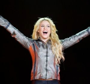 Shakira durante su concierto en Madrid dentro de la gira Sale El Sol World Tour (2011) Shakira durante su concierto en Madrid dentro de la gira Sale El Sol World Tour (2011)