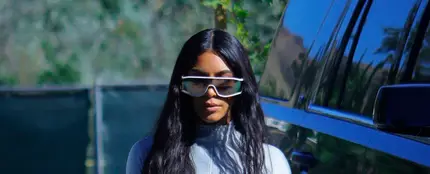 El look más extraño y futurista de Kim Kardashian El look más extraño y futurista de Kim Kardashian