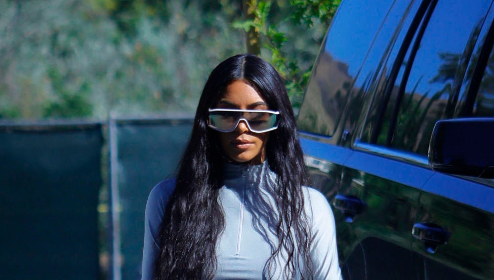 El look más extraño y futurista de Kim Kardashian