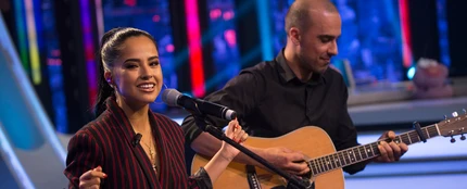 Becky G sorprende con su tema 'Sin Pijama' en acústico en 'El Hormiguero 3.0' Becky G sorprende con su tema 'Sin Pijama' en acústico en 'El Hormiguero 3.0'