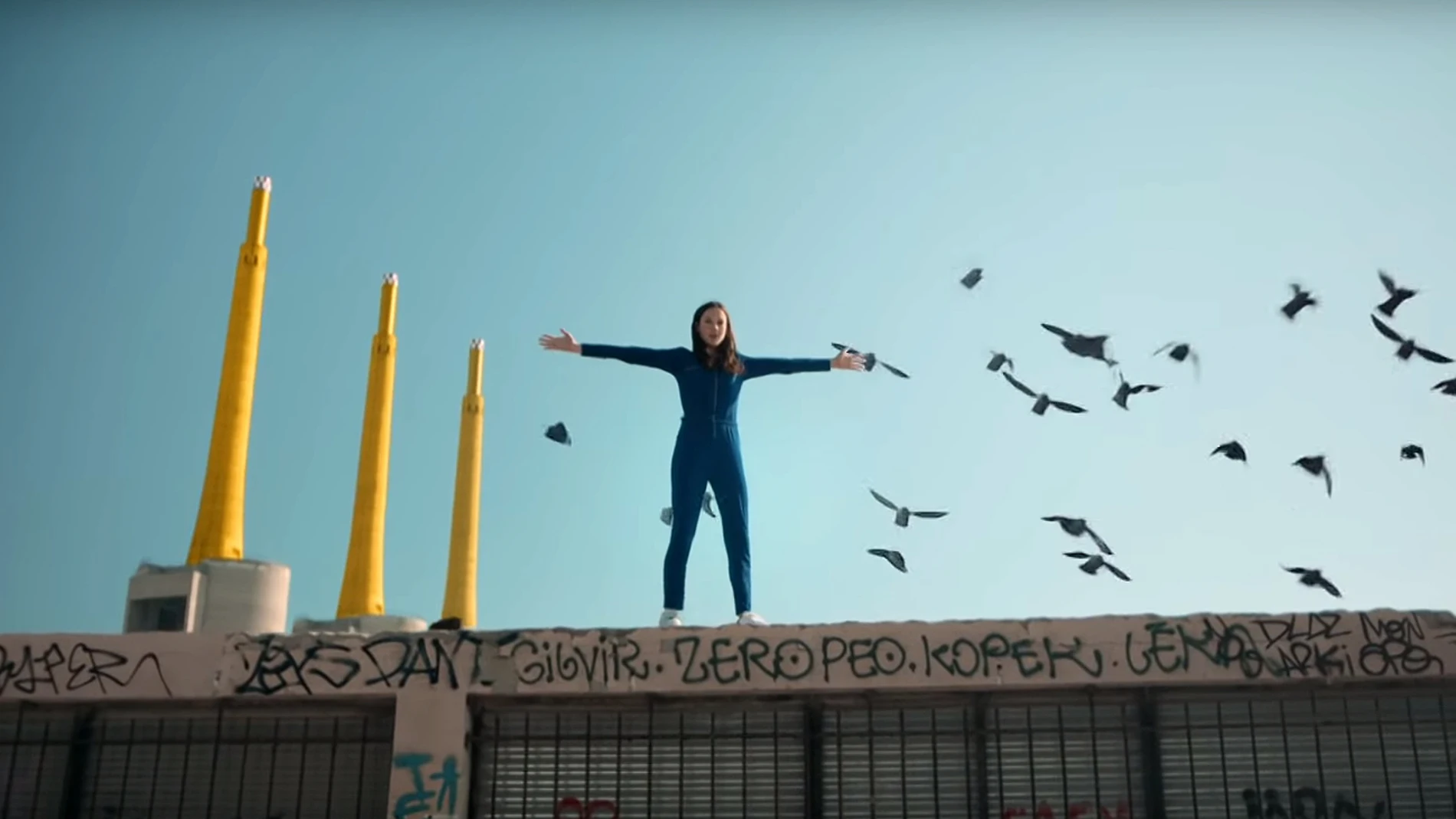 Jain en el vídeo de 'Alright' Jain en el vídeo de 'Alright'