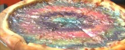 Pizza con purpurina: el plato estrella de un restaurante de Santa Mónica (EEUU) 