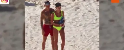Vídeo: Justin Bieber le pide matrimonio a su nueva novia tras un mes de relación Vídeo: Justin Bieber le pide matrimonio a su nueva novia tras un mes de relación