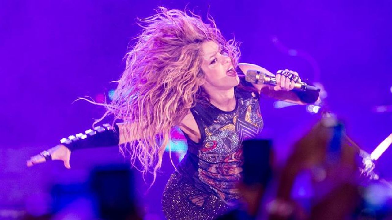 Shakira comparte un sensual vídeo moviendo las caderas ¡y revoluciona