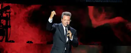 El cantante mexicano Luis Miguel El cantante mexicano Luis Miguel