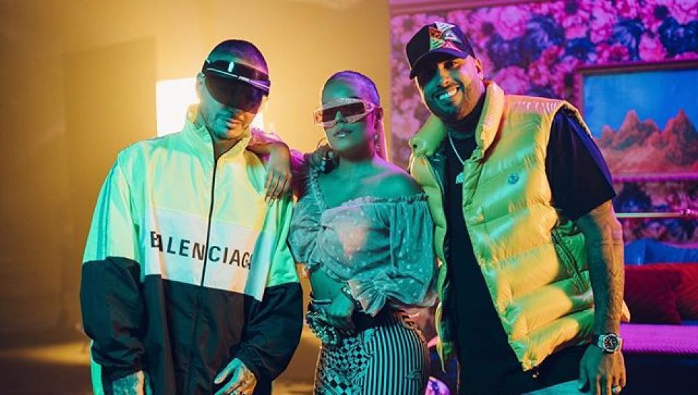 J Balvin, Karol G y Nicky Jam presentan el remix de 'Mi Cama'