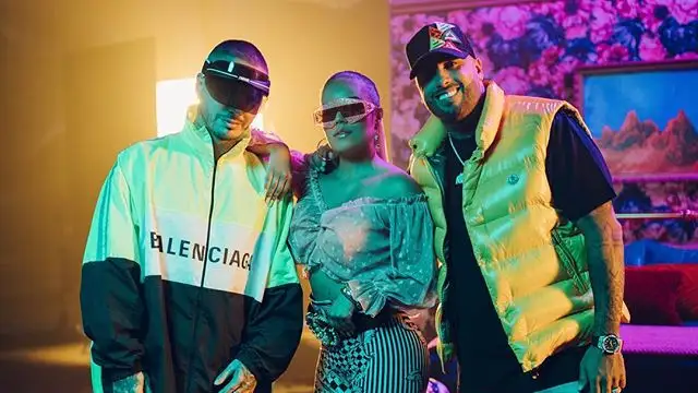 J Balvin, Karol G y Nicky Jam presentan el remix de 'Mi Cama'