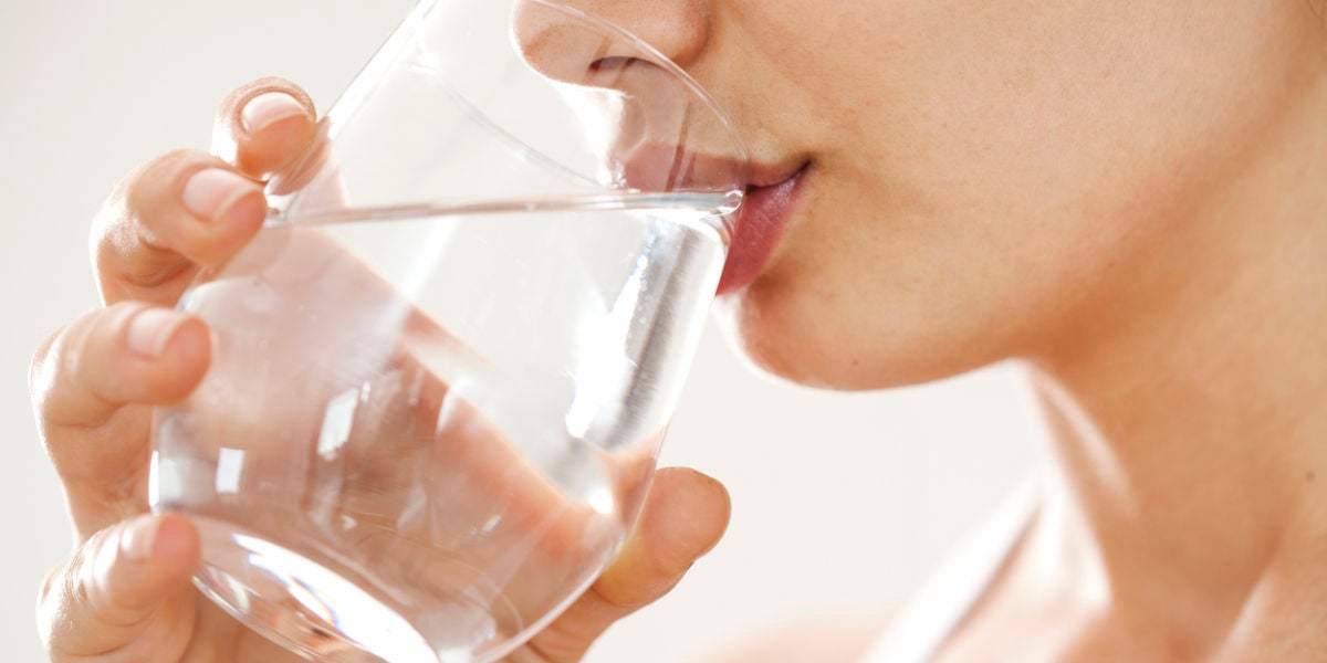 Beber agua