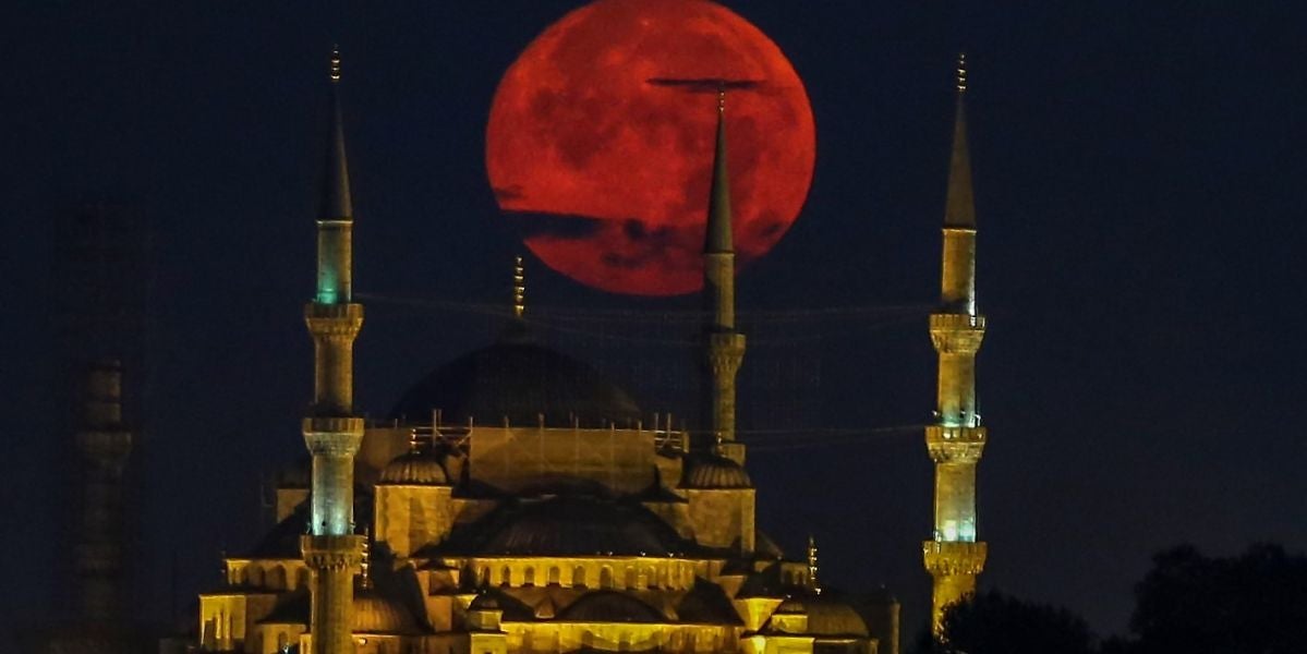 Luna roja sobre Estambul (27-07-2018)