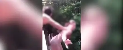 Cinco costillas rotas y el pulmón dañado: un empujón que pudo costarle la vida a esta joven de EEUU Cinco costillas rotas y el pulmón dañado: un empujón que pudo costarle la vida a esta joven de EEUU
