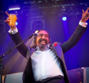Diego El Cigala durante su polémica actuación en el Sonorama 2018 Diego El Cigala durante su polémica actuación en el Sonorama 2018