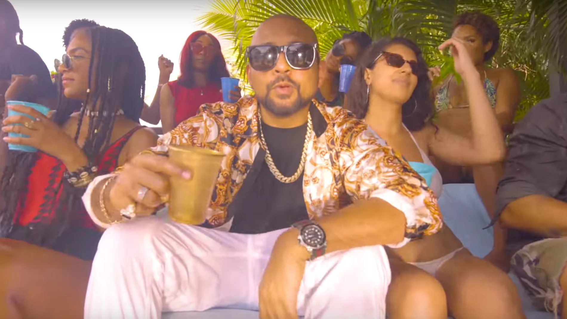 Sean Paul en el videoclip de 'House Party' Sean Paul en el videoclip de 'House Party'