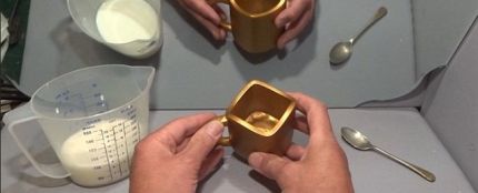 Ilusión óptica de la taza dorada