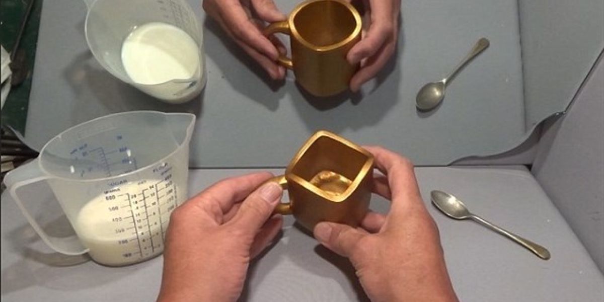 Ilusión óptica de la taza dorada