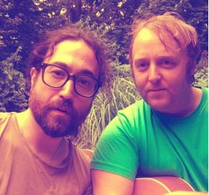 Imagen de Sean Ono Lennon y James McCartney Imagen de Sean Ono Lennon y James McCartney