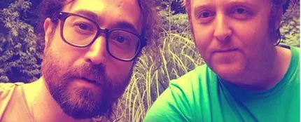 Imagen de Sean Ono Lennon y James McCartney Imagen de Sean Ono Lennon y James McCartney