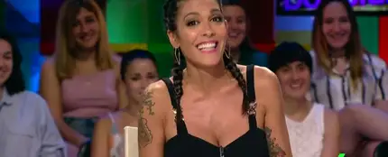Lorena Castell confiesa cuando emulaba a Mick Jagger siendo gogó ( y sí, hay una tarima de por medio) Lorena Castell confiesa cuando emulaba a Mick Jagger siendo gogó ( y sí, hay una tarima de por medio)
