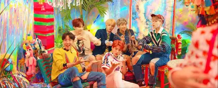 Videoclip 'Idol' de BTS Videoclip 'Idol' de BTS