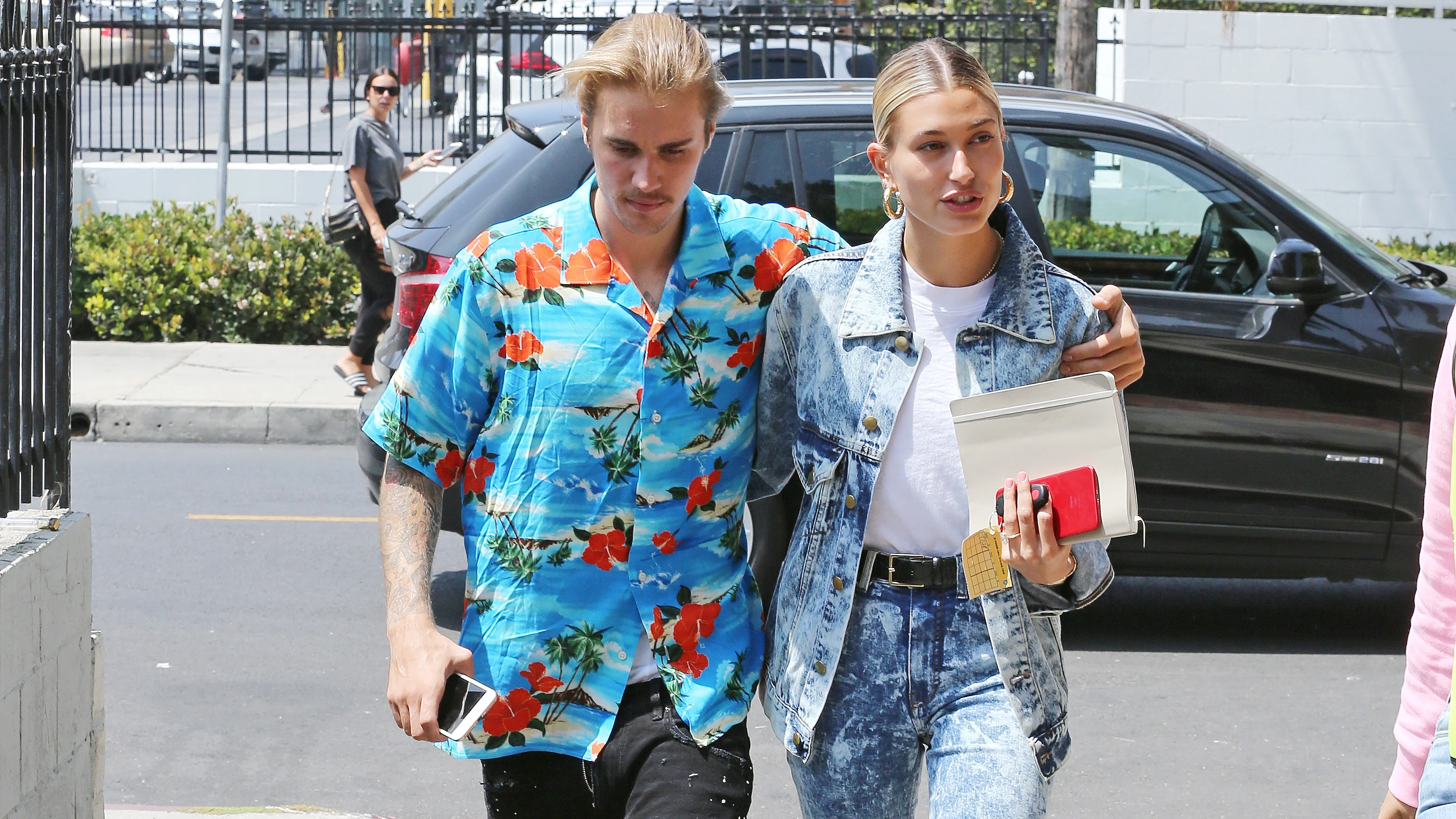 Justin Bieber y Hailey Baldwin 