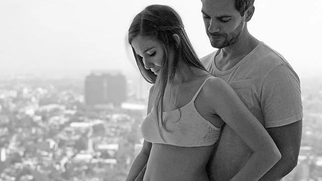 Natalia S&aacute;nchez y Marc Clotet anuncian su embarazo