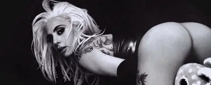 Lady Gaga en la sesión de fotos de Eli Russell Linnetz Lady Gaga en la sesión de fotos de Eli Russell Linnetz
