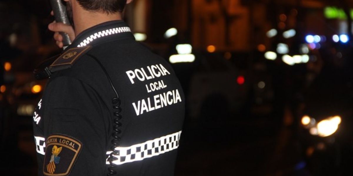 Un policía local de Valencia