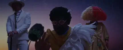 Diplo, Labrinth y Sia en el videoclip de 'Thunderclouds' Diplo, Labrinth y Sia en el videoclip de 'Thunderclouds'