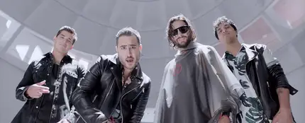 Maluma y Reik en 'Amigos con derecho' Maluma y Reik en 'Amigos con derecho'