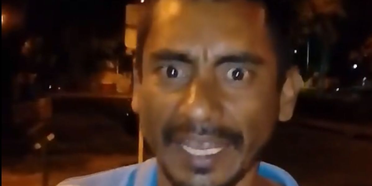 El vagabundo que canta igual que Chayanne
