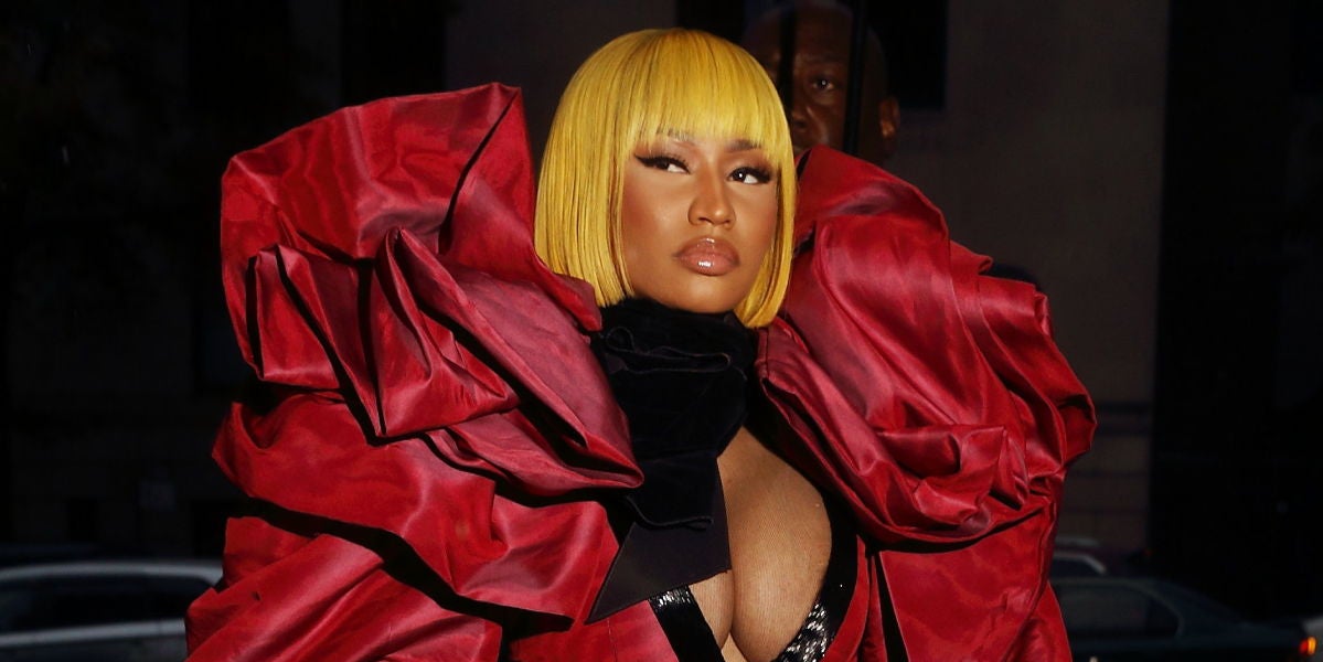 De esta guisa llegó Nicki Minaj al desfile de Marc Jacobs